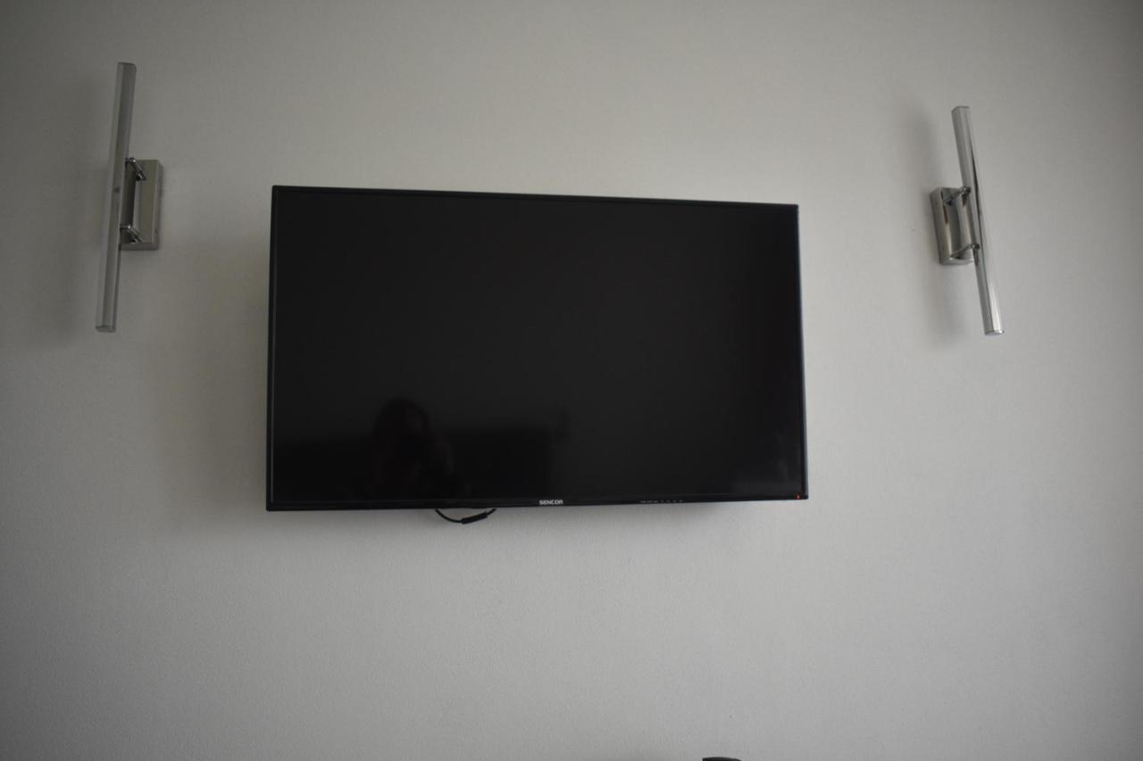 Ubytování Hanka v hotelovém pokoji C408 Frymburk Extérieur photo