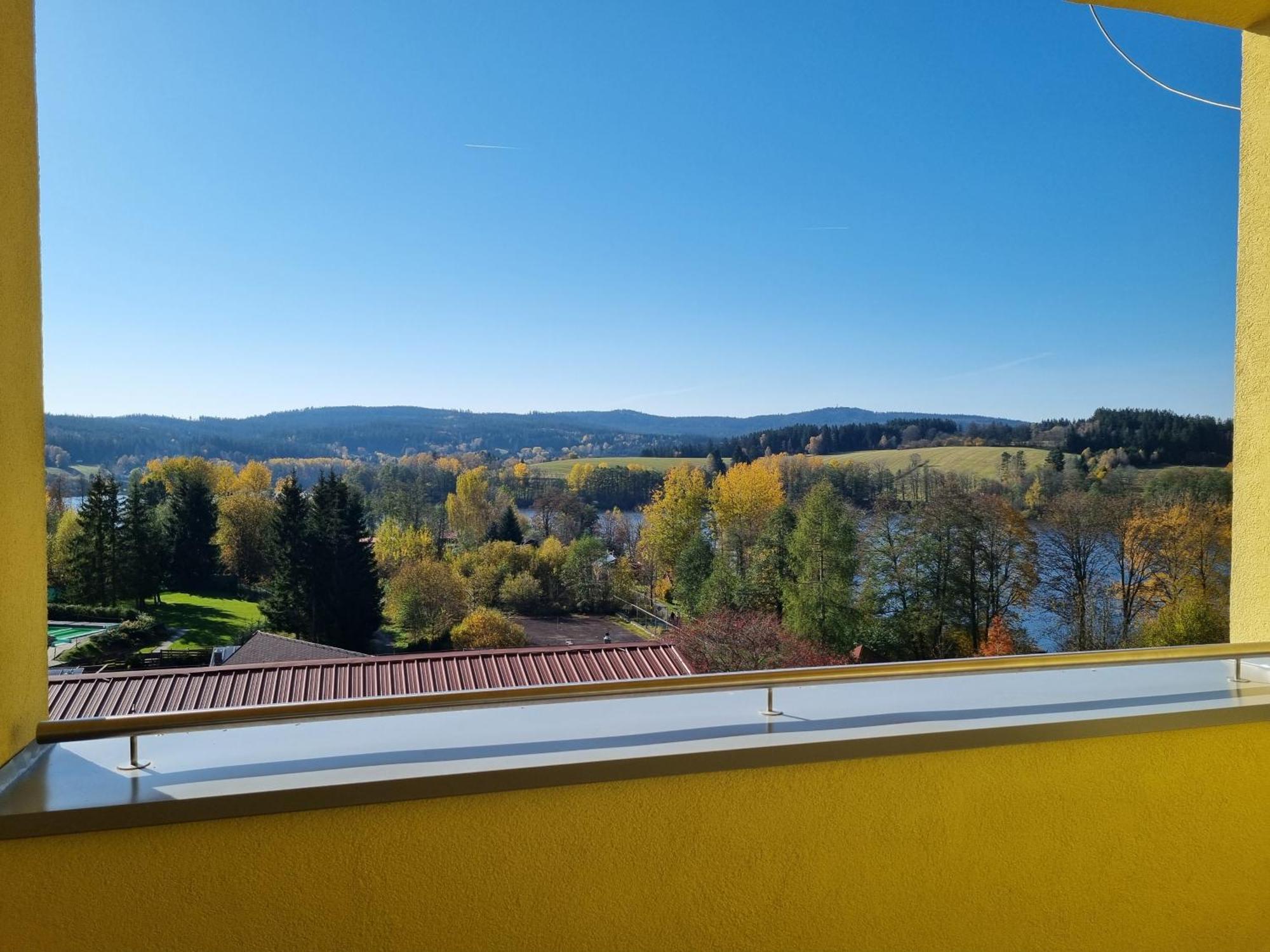 Ubytování Hanka v hotelovém pokoji C408 Frymburk Extérieur photo